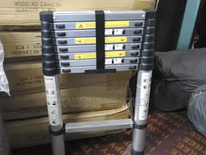 Aluminium Telescopic Ladders .