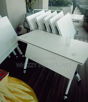 Foldable College Table