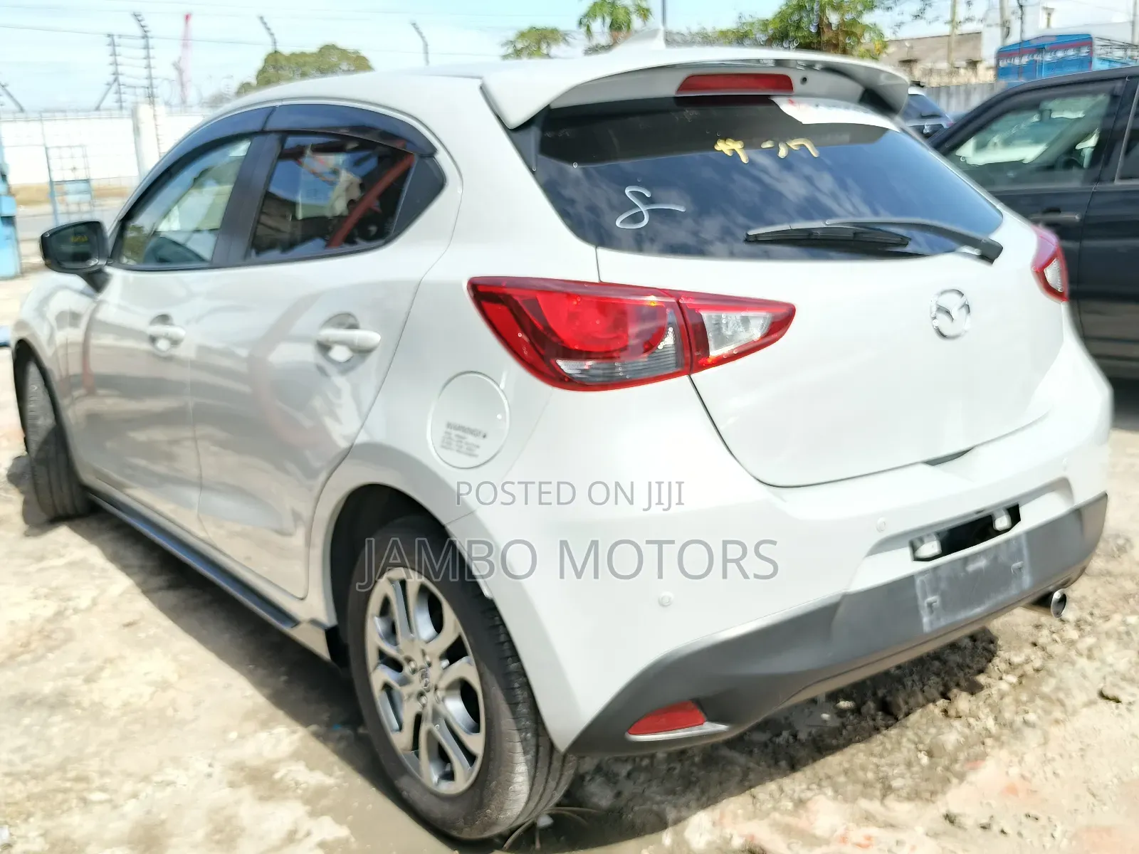 Mazda Demio 2019 Silver