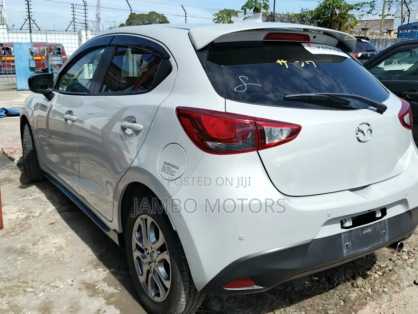 Mazda Demio 2019 Silver