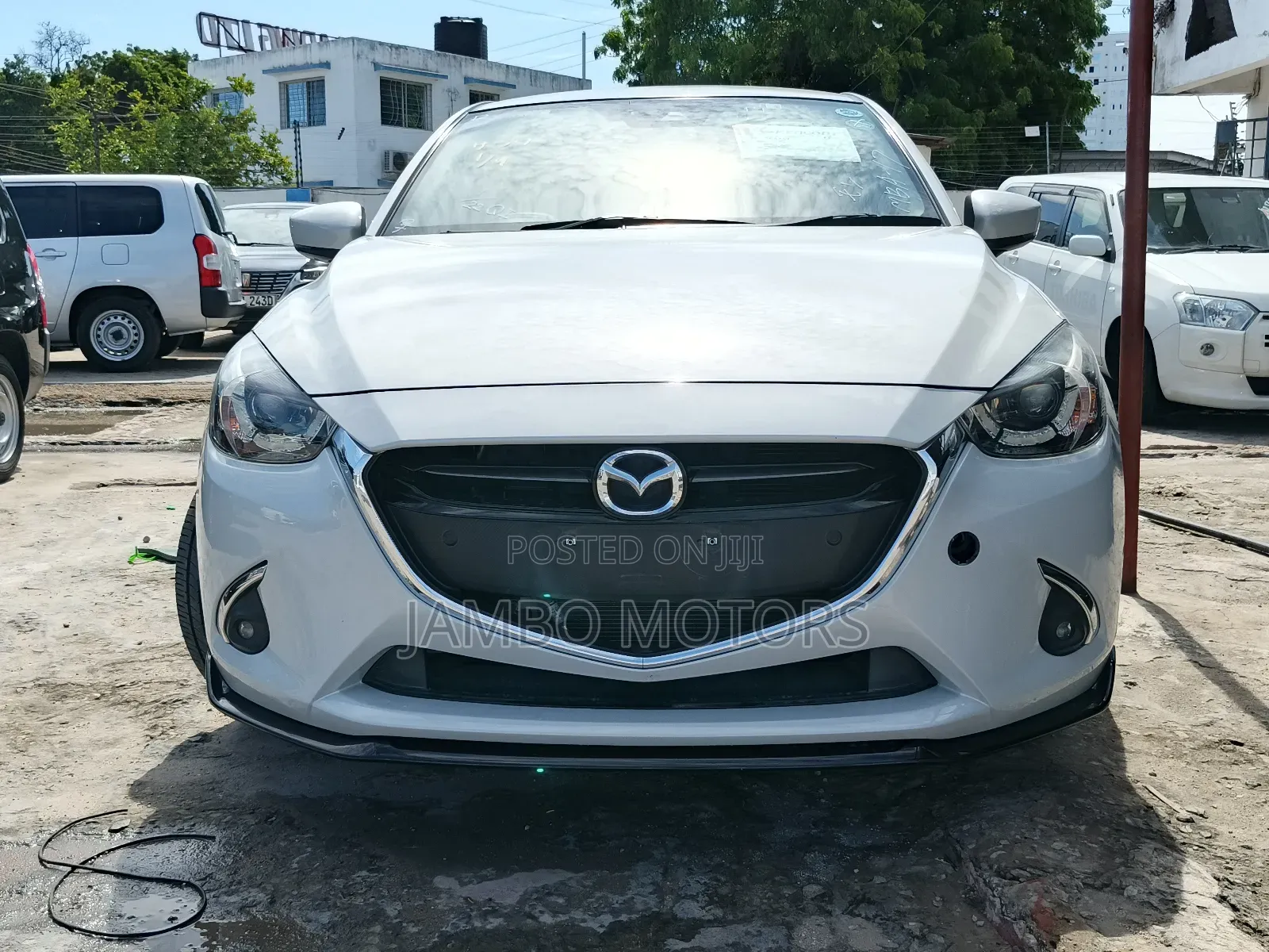 Mazda Demio 2019 Silver