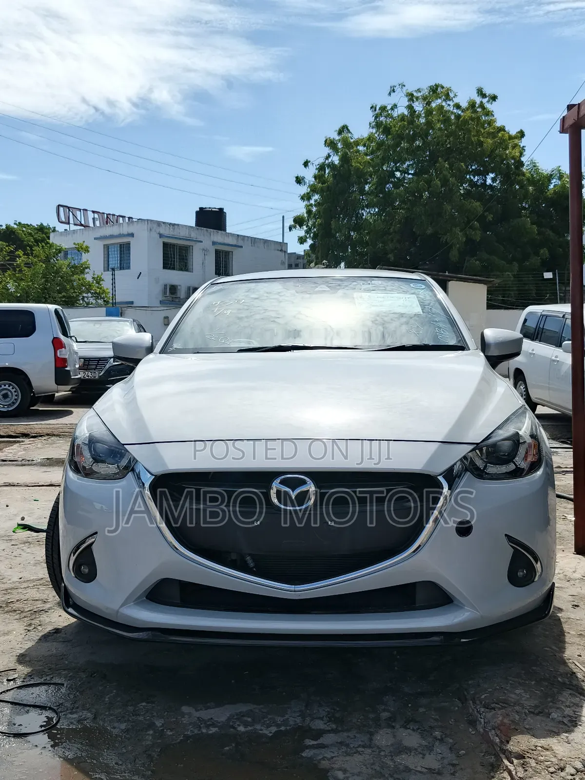 Mazda Demio 2019 Silver