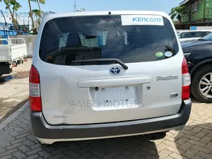 Toyota Probox 1.5 Hybrid F 2019 Silver