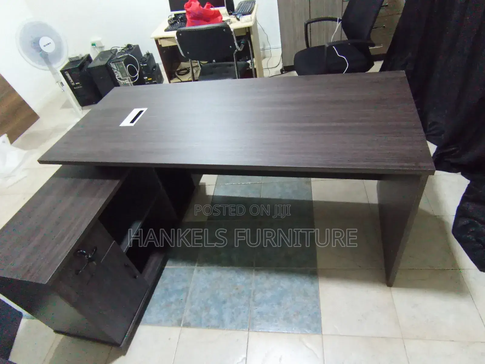 1.6 Executive L Shape Table