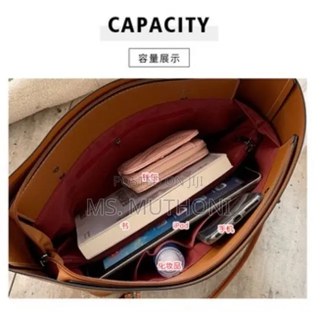 *14 Inch Classy Laptop Tote Bago