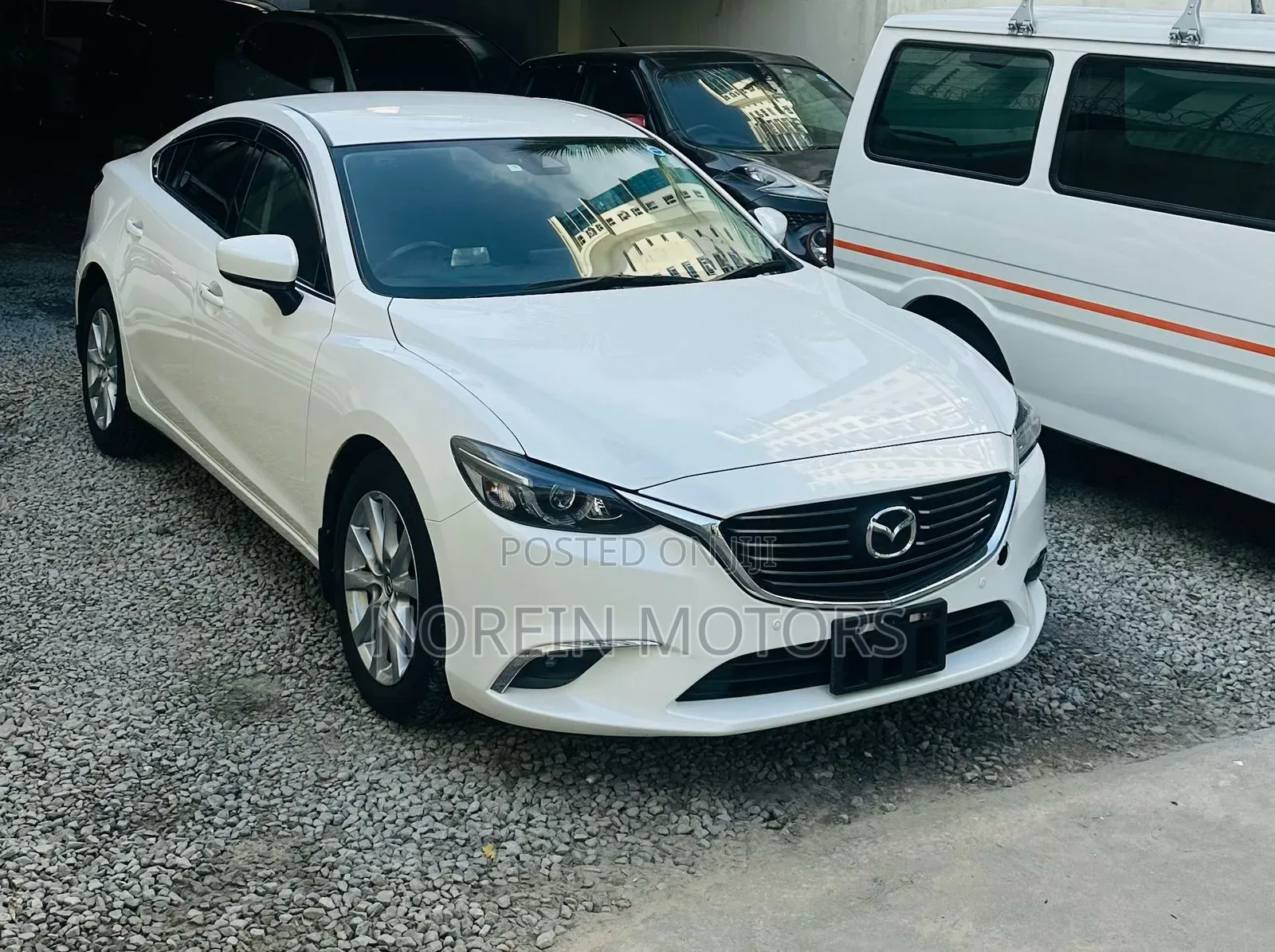 Mazda Atenza 2018 Off white
