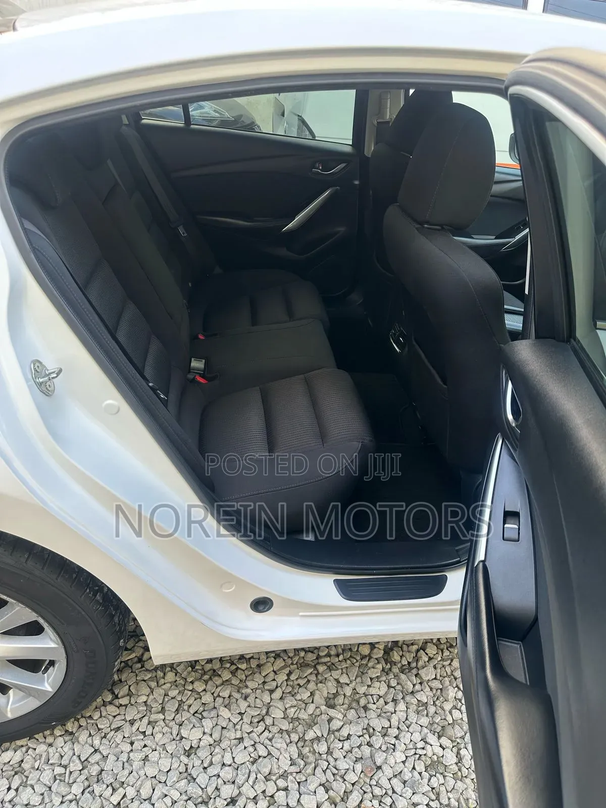 Mazda Atenza 2018 Off white