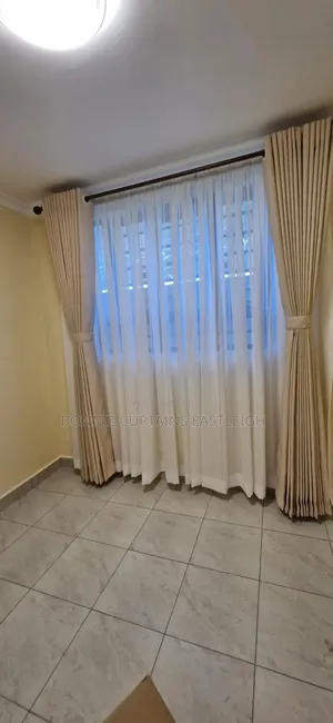 Bedroom Curtains and Sheers