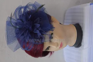 Chic Navy Blue Fascinator