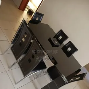 6 Seater Glass Top Dinning Table