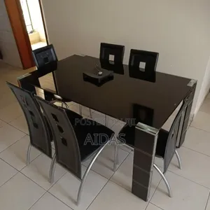 6 Seater Glass Top Dinning Table