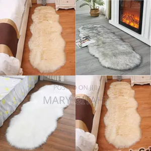 *Offer Offer* Fluffy Bedside/Dashboard Mat