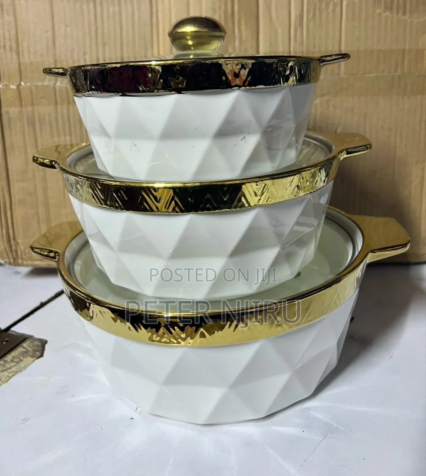 3 PCS Ceramic Pots 2.8,2.2 and 1.5 L at 3500