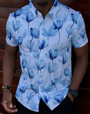 Lacyra Men Shirts