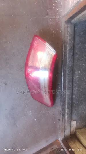 Toyota Camry Backlight 2012