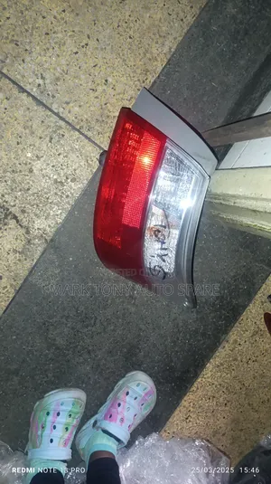 Toyota Primio 2012 Backlight Right