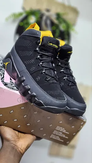 Black Jordan 9 Sneak for Men