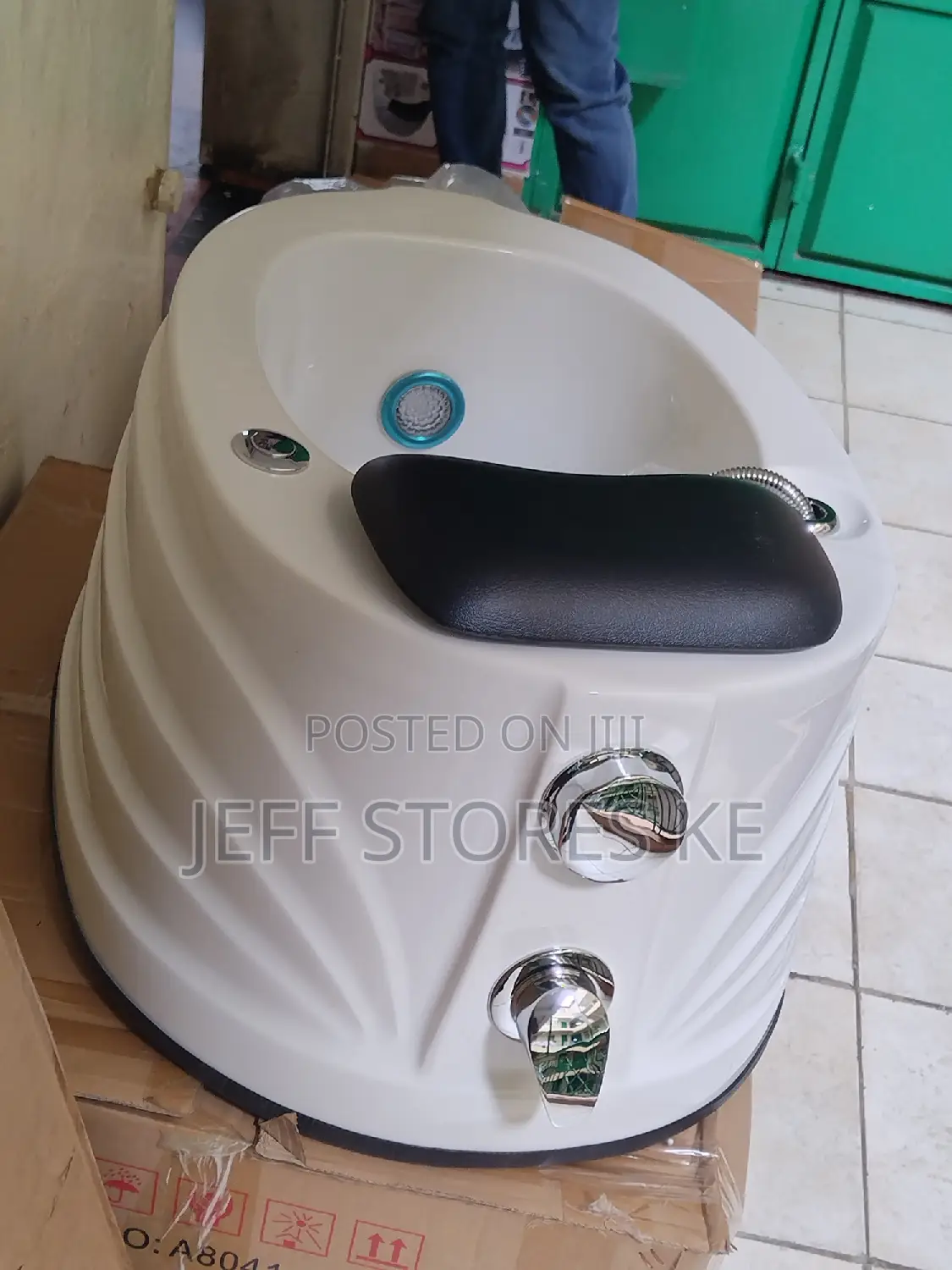 Yoyo White Silver Pedicure Bowl