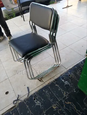 Cfa-1 Leather Chair