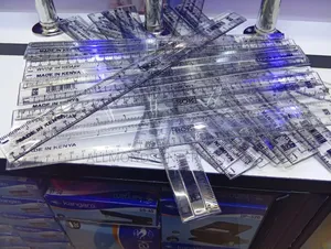 30cm Plastic Ruler-rok