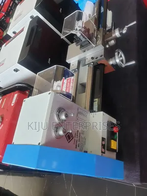Metal Lathe Machine