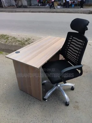 Coimbra Office Desk And Secretarial Headrest Chair