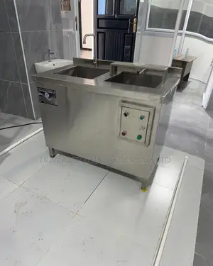 Bottle Rinser Machine