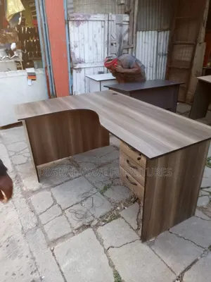 High Table With a L Shape/a Lock