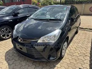 Toyota Vitz 1.0 FWD 5dr 2018 Black