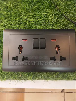 Classic Twin Sockets Black