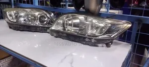 Toyota Vanguard Headlights Available
