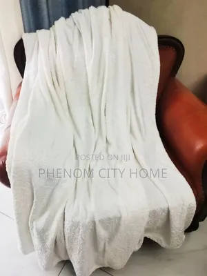 White Warm Soft Blankets