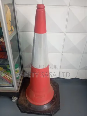 Traffic Cone Heavy Duty 100cm