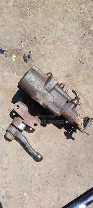 Steering Box Hilux Millennium 2-Wheel D.