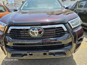 Toyota Hilux 2019 Purple