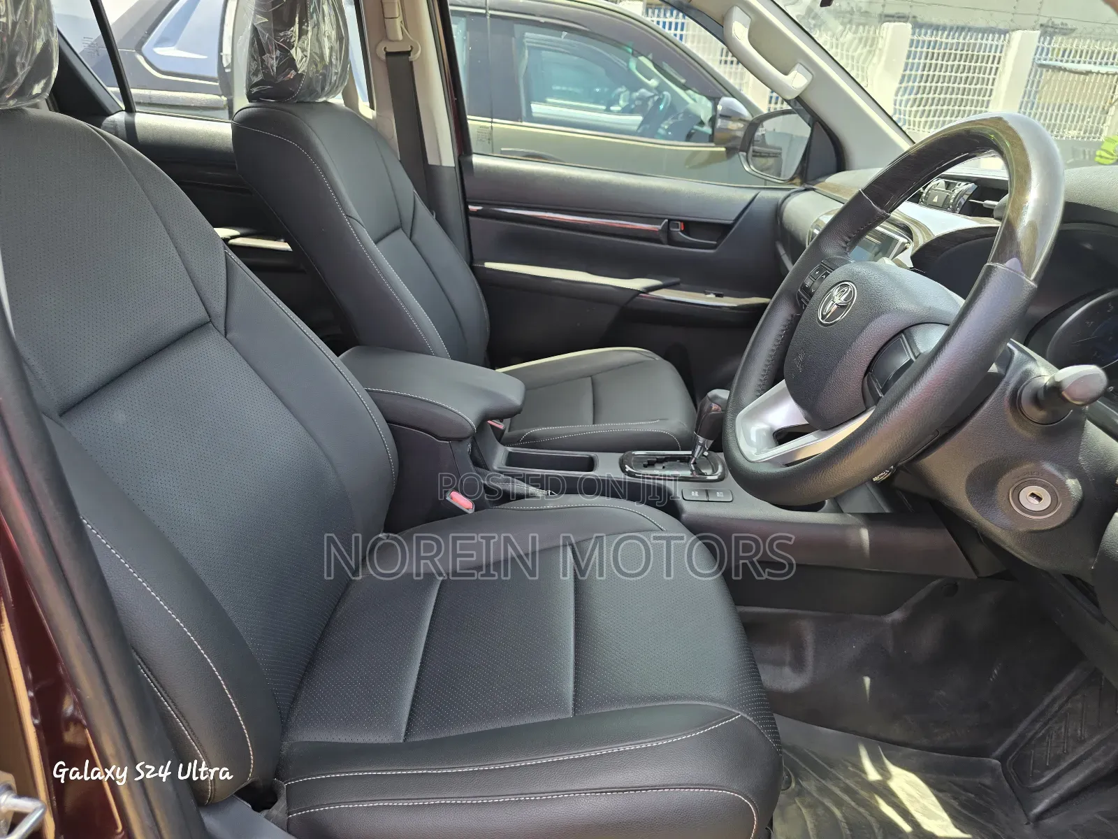 Toyota Hilux 2019 Purple