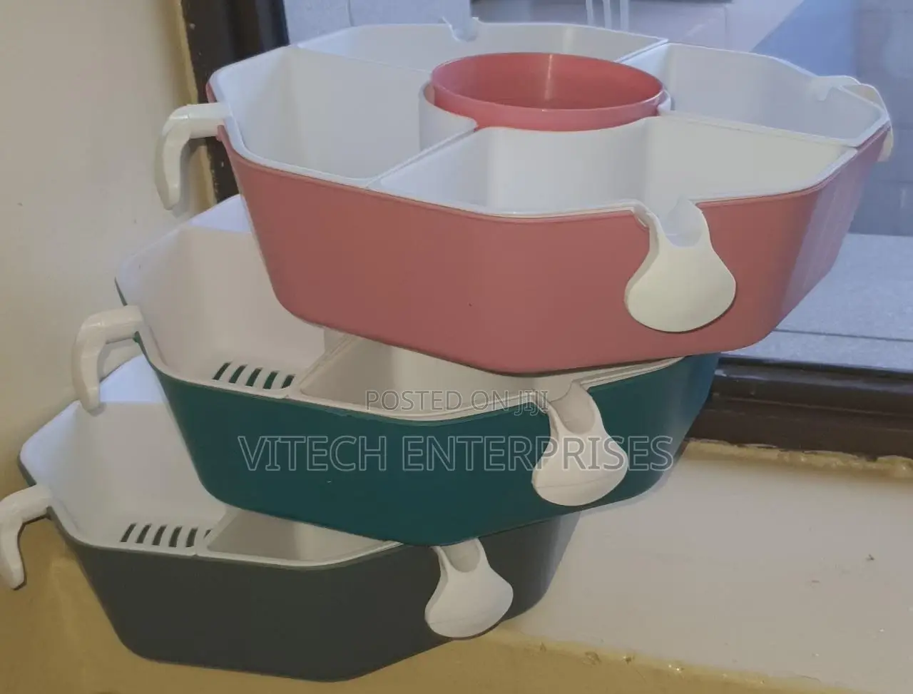 Rotating Octagonal Fruit Drainer