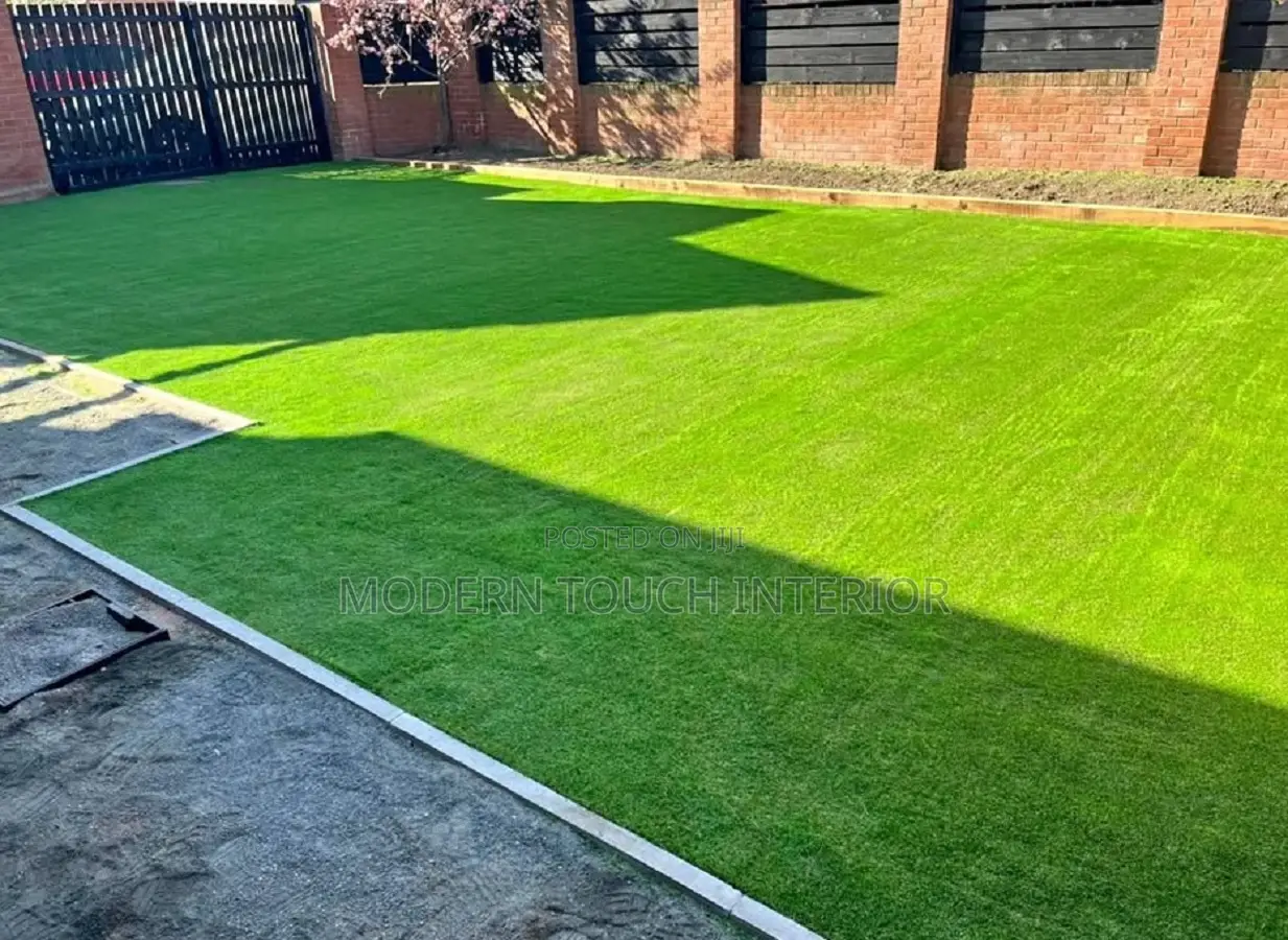 Outdoor Grass Carpet- Nairobi