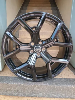 Size 22 Range Rover Sports