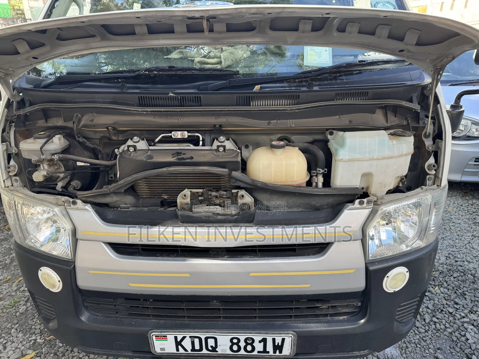 Toyota HiAce 2017 White