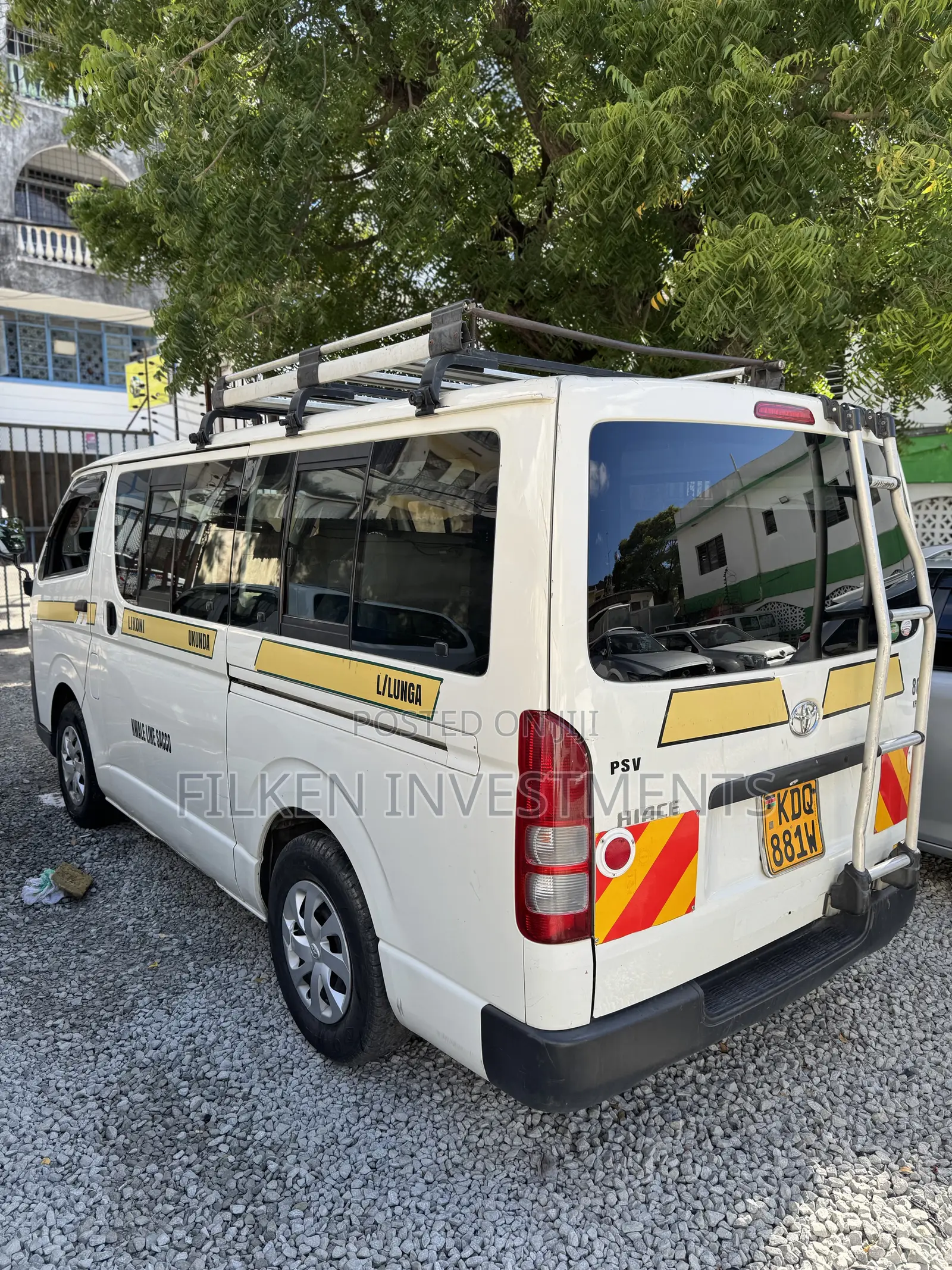 Toyota HiAce 2017 White