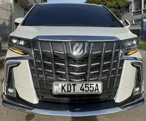 Toyota Grand HiAce 2019 White