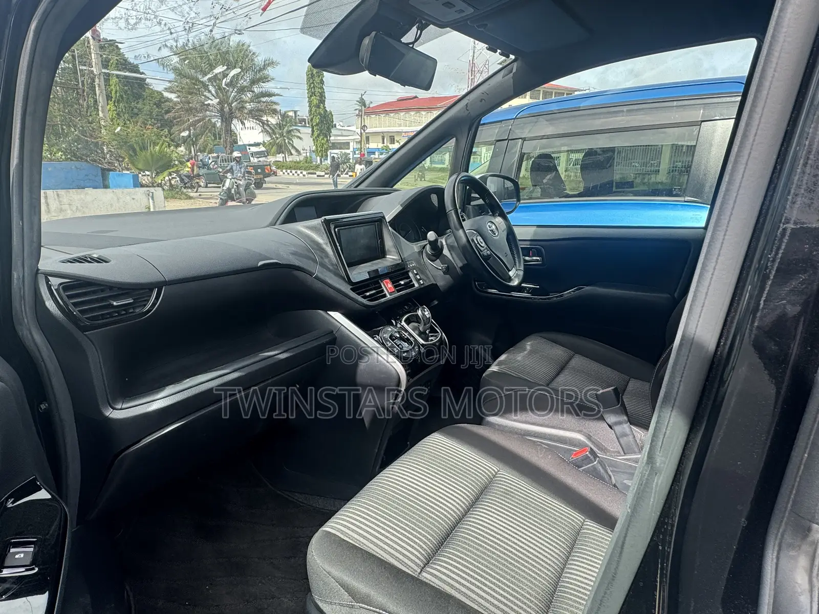 Toyota Voxy 2019 Black