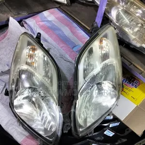 Toyota Vitz 2008/09/10 Xenon Headlamp, Ex Japan