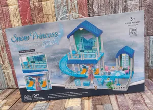 100 Pieces of Snow Princess Doll House