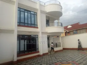5bdrm Maisonette in Membley Estate for sale