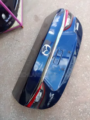 Mazda Atenza Boot Gj Model