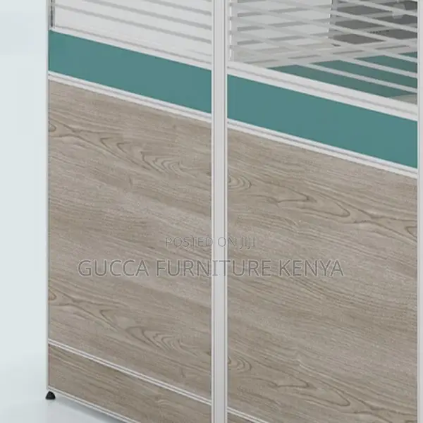 Workstations:4-Way Modular Adaptable Office Workstation