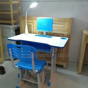 Kid's Furniture: Anti-Hunchback Kid's Desk and Chair Combo