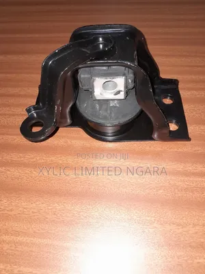 Nissan Tiida Front Engine Mounting